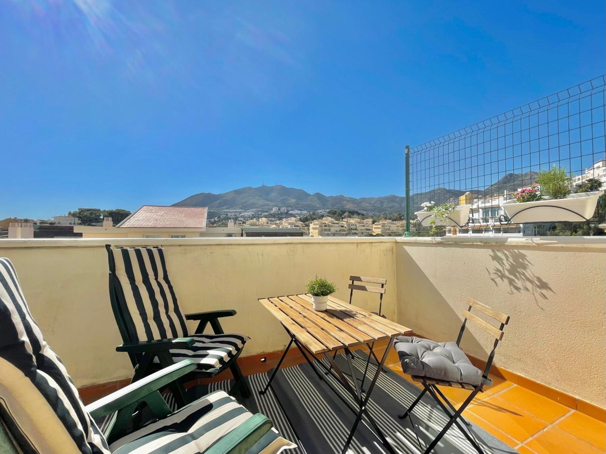 Lafrenchtouch - Torrequebrada 2Dorm Cerca Playa Apartment เบนัลมาเดนา ภายนอก รูปภาพ